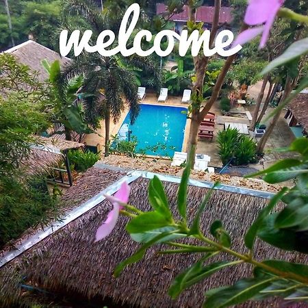 Phi Phi Sea And Hill Resort Exteriör bild