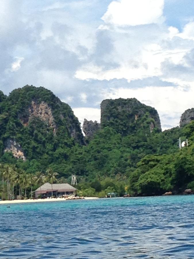 Phi Phi Sea And Hill Resort Exteriör bild
