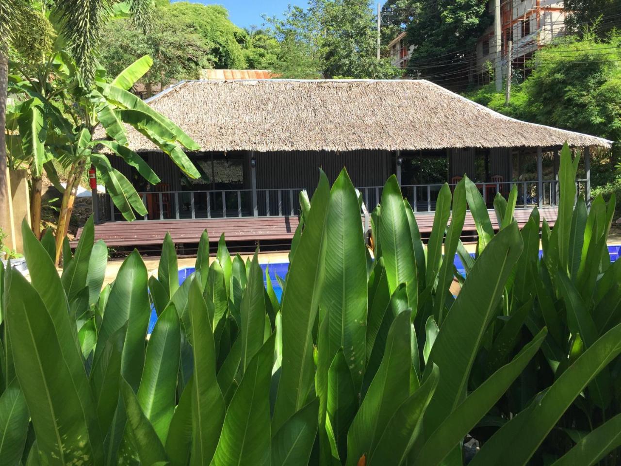 Phi Phi Sea And Hill Resort Exteriör bild