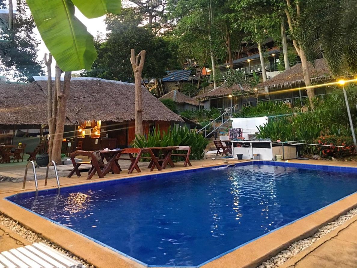 Phi Phi Sea And Hill Resort Exteriör bild